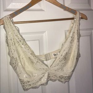 Large Cream Laced Bralette